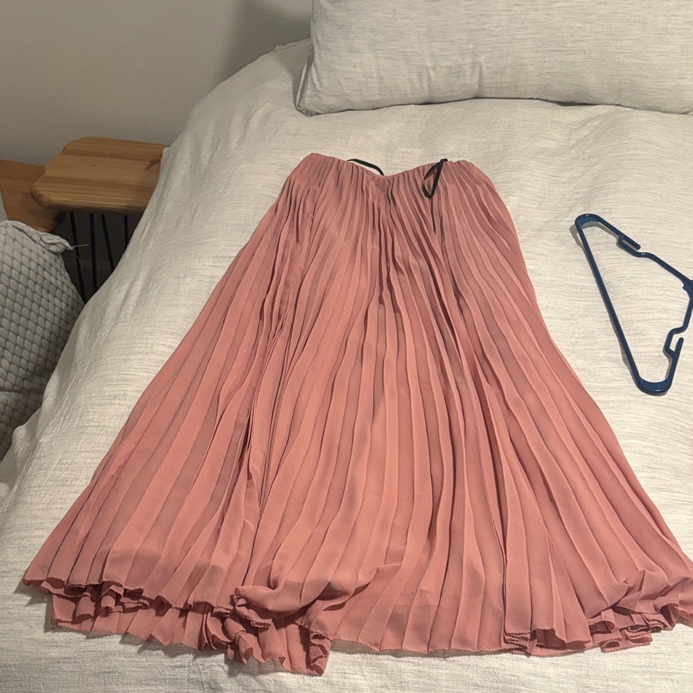 Revolve Pleated Maxi Skirt in Mauve
